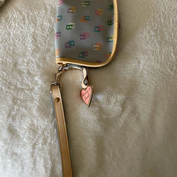 Dooney & Burke wristlet vintage - Picture 6 of 7